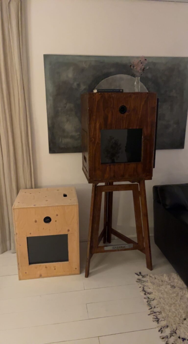 De RetroBooth in palissander kleur