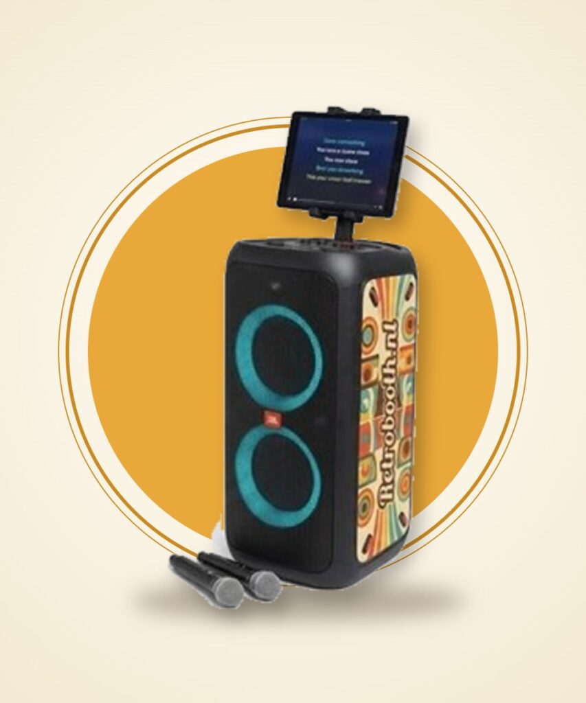 A Meezing Box: retro partybox met lichtringen, tablet en twee microfoons